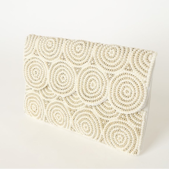 NWOT Lulus My Magic Moment White Pearl Clutch - Picture 7 of 10